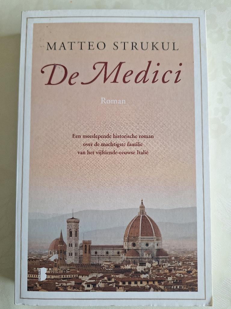 De Medici van Matteo Strukul, Boeken, Ophalen of Verzenden, Gelezen, Europa overig