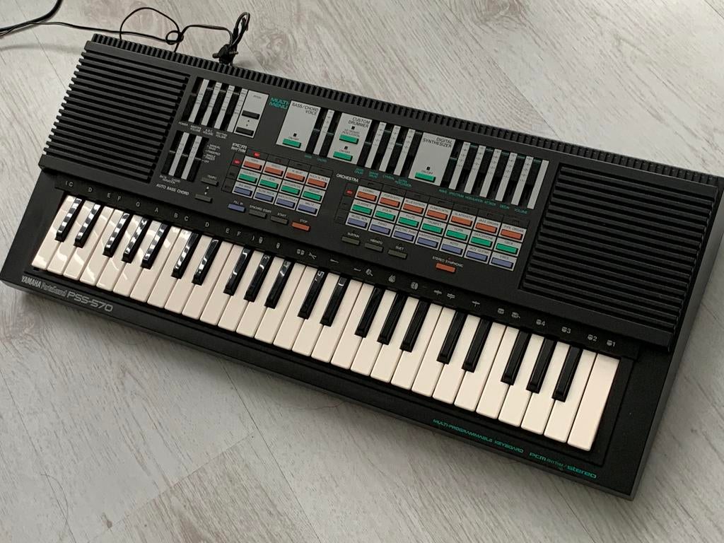 Goed werkende retro keyboard Yamaha PSS-570, Ophalen of Verzenden, Gebruikt, Yamaha