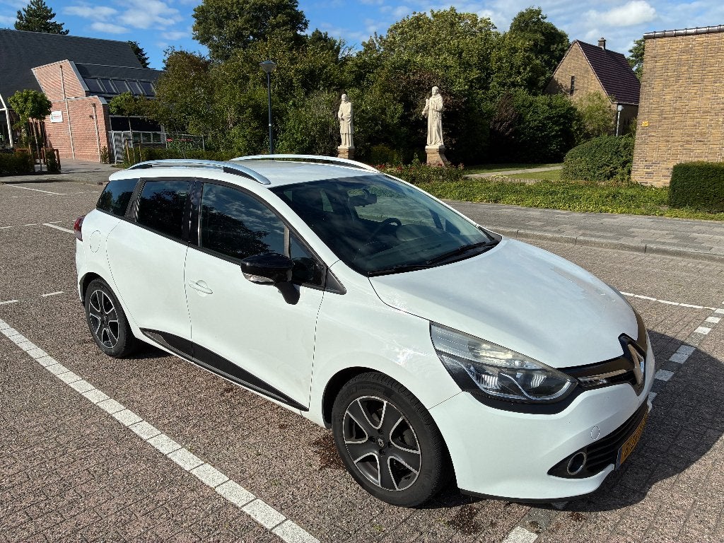 Renault Clio Energy TCe 90pk S&S 2015 Wit, Auto's, Voorwielaandrijving, 898 cc, Wit, Origineel Nederlands