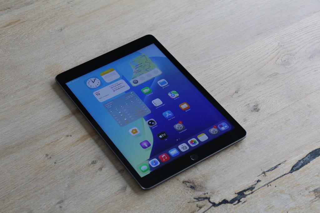 Apple iPad 2021 (9e gen.) - 64GB - 10.2" - Wi-Fi - Grijs, 10 inch, Apple, Apple iPad, Ophalen of Verzenden