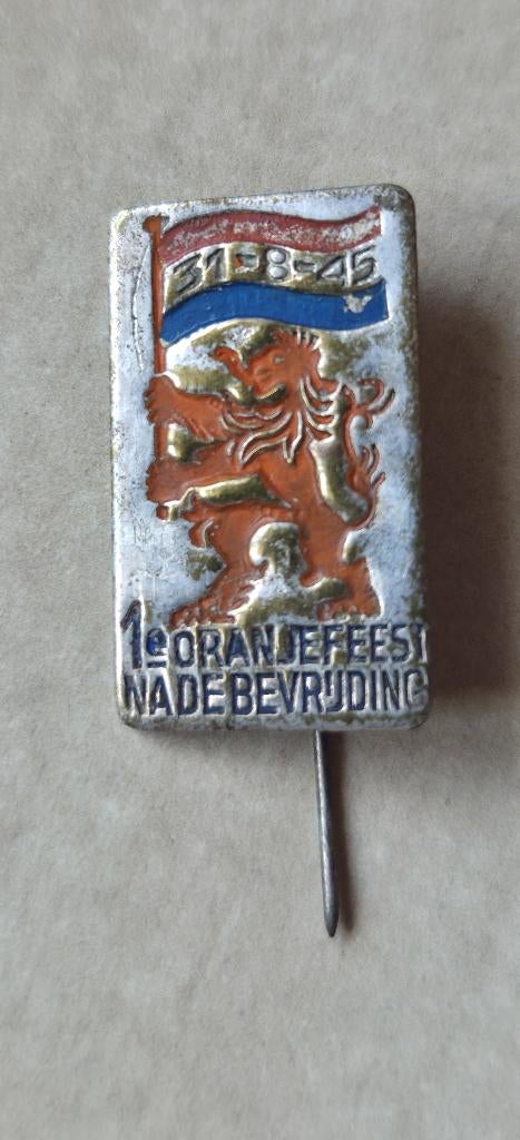 Bevrijdingsfeest Oranje Bevrijding 1945 Leeuw Vlag speldje, Niet vindbaar, Niet vindbaar, Overige soorten, Nederland