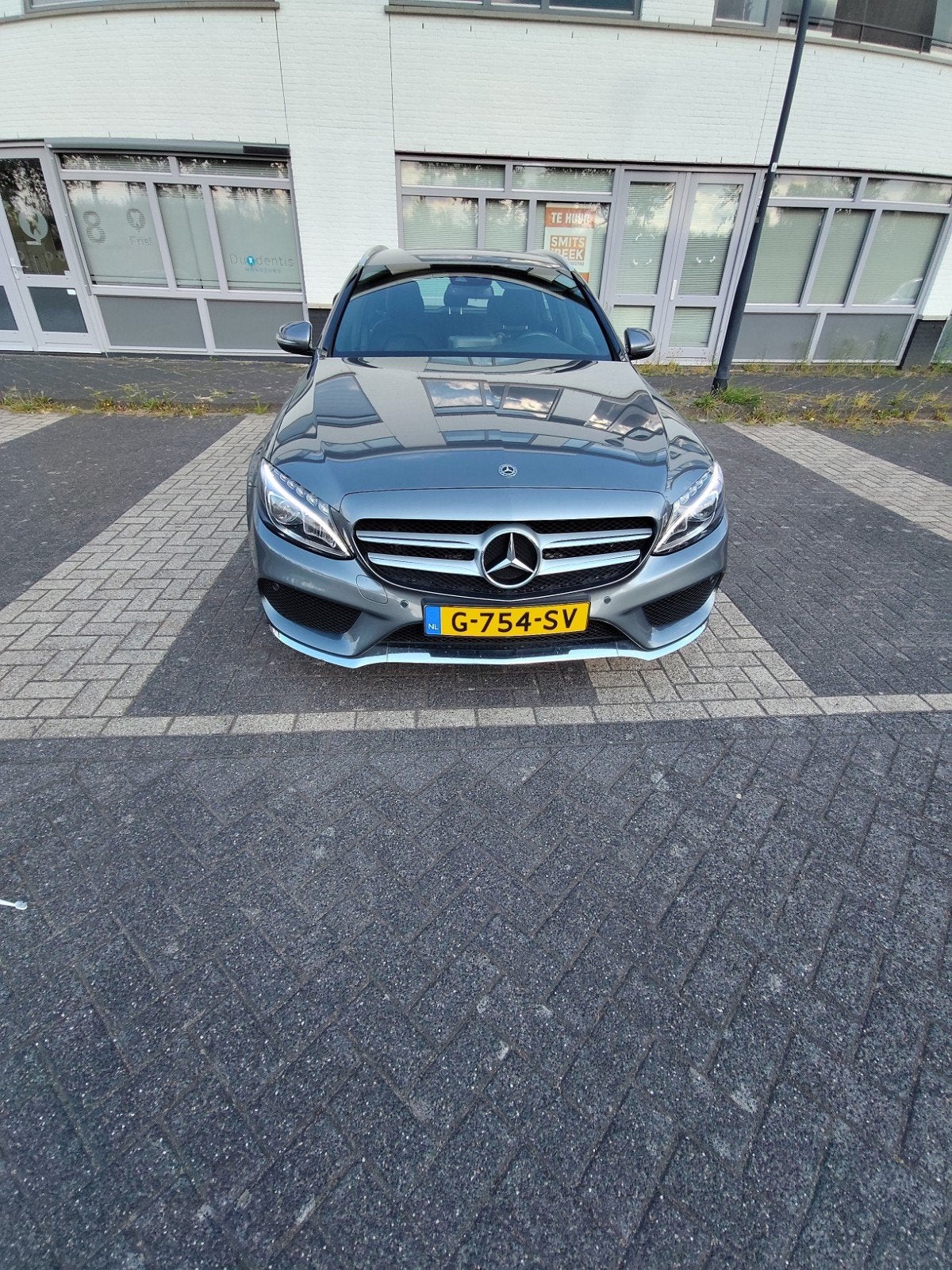Mercedes-Benz C-Klasse C350e AMG line Hybrid 279pk 7G-TRONIC, Auto's, Mercedes-Benz, Automaat, Achterwielaandrijving, Zwart, 4 cilinders