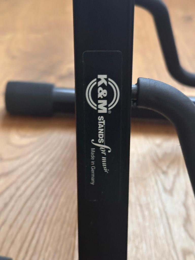 K&M Gitaarstandaard voor Elektrische Gitaar, Ophalen of Verzenden, Gebruikt, Instrumentstandaard, Gitaar