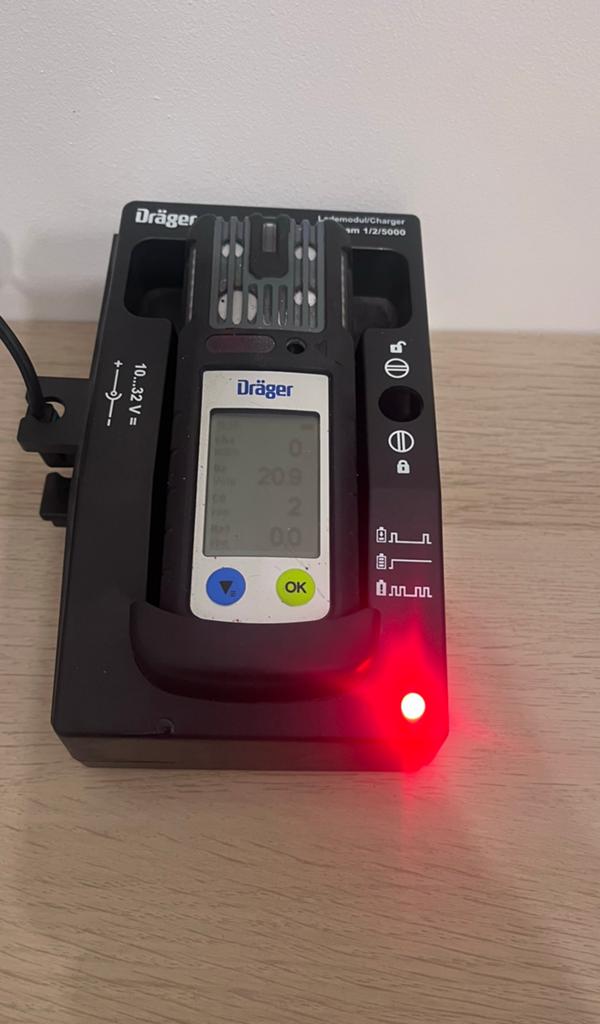 Dräger X-am 2800 4-gas detector + lader, Doe-het-zelf en Verbouw, Meetapparatuur, Ophalen, Gebruikt