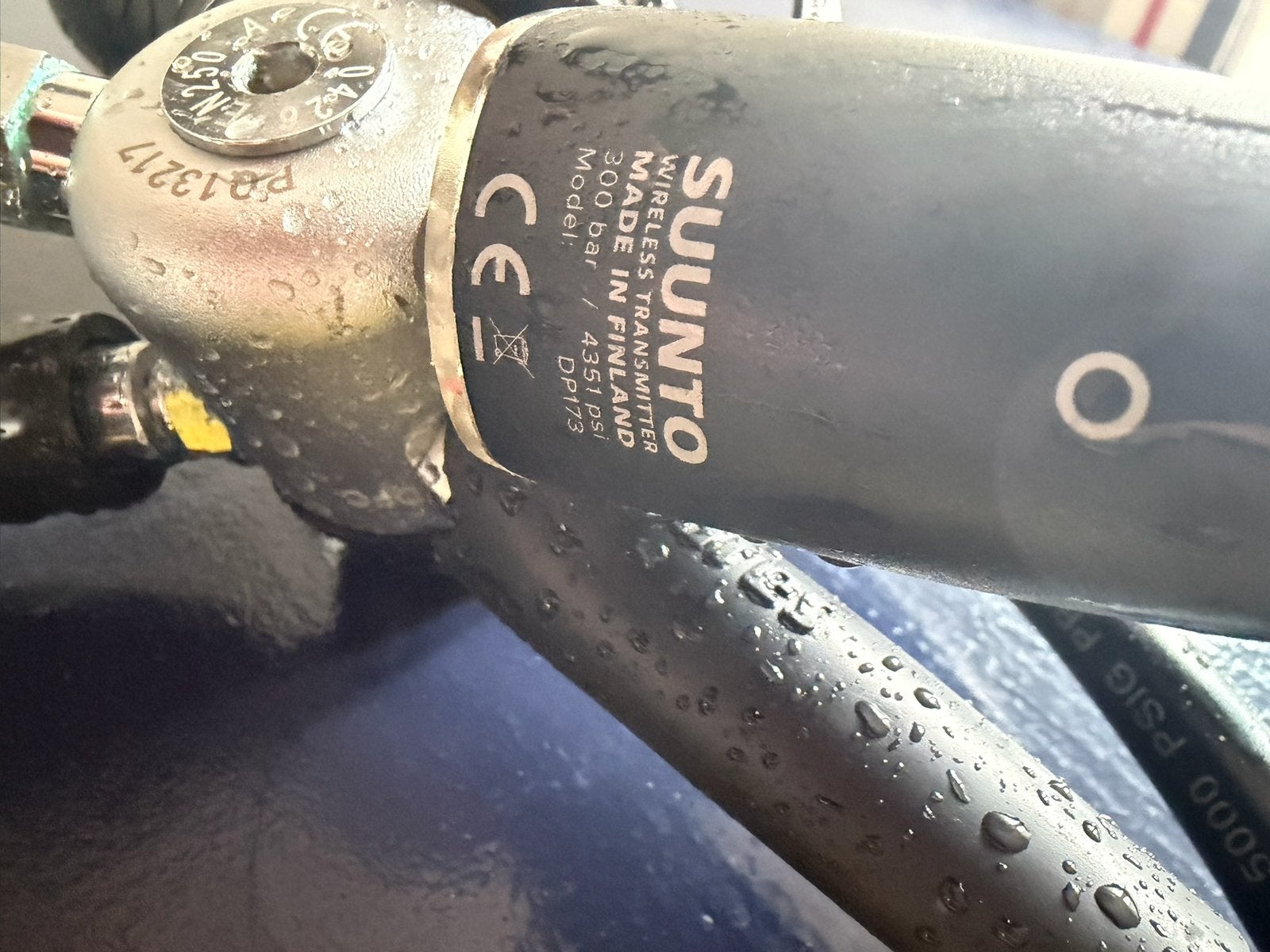 Suunto zender, Watersport en Boten, Verzenden, Zo goed als nieuw, Duikcomputer