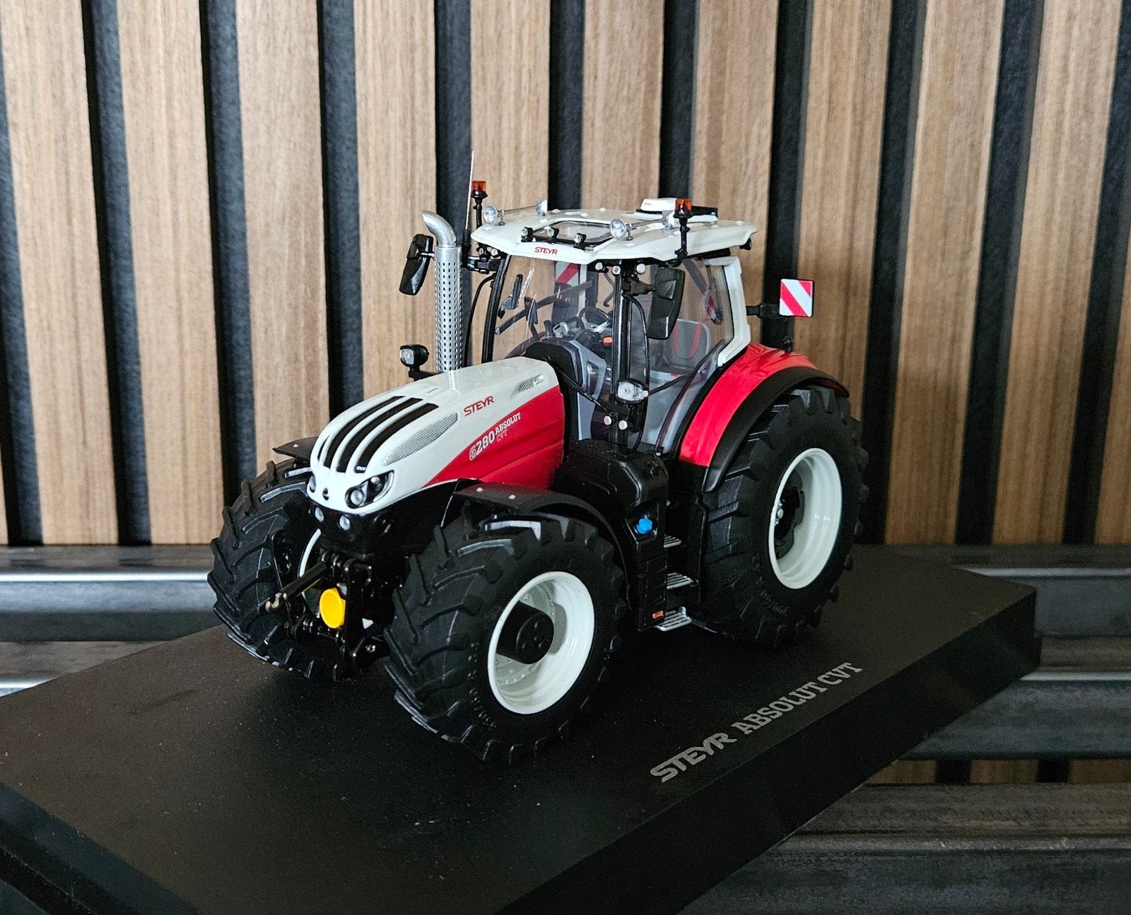 Verbouwde Steyr 6280 Absolut CVT 1:32, Hobby en Vrije tijd, Ophalen of Verzenden, Nieuw, Tractor of Landbouw, Universal Hobbies