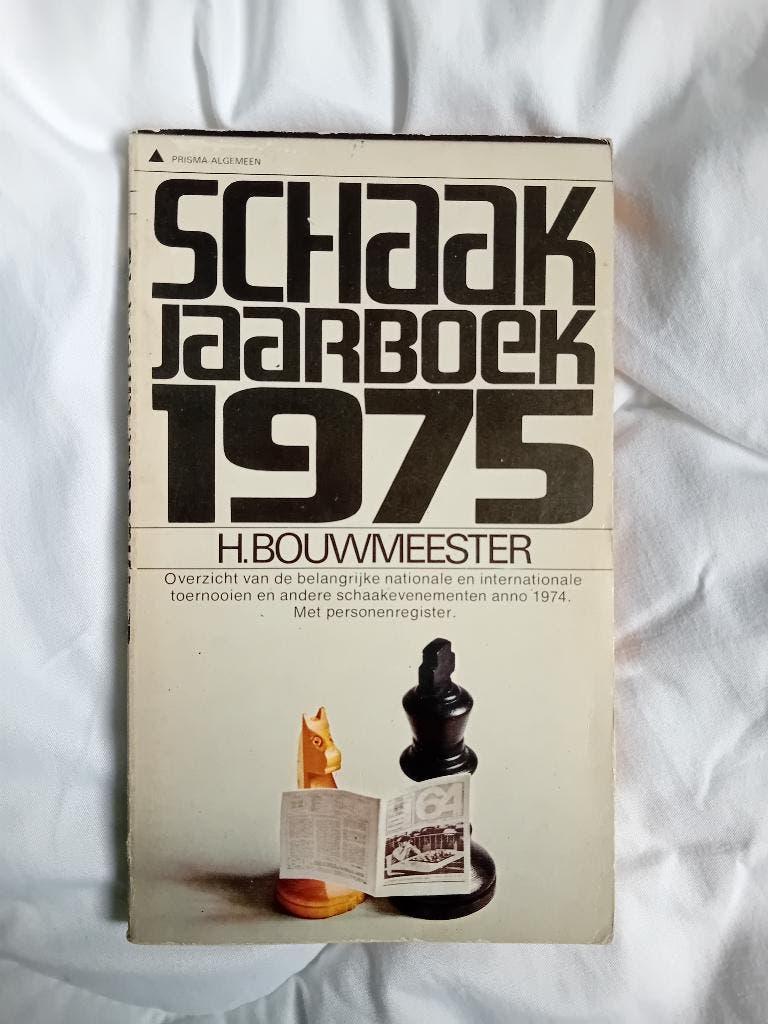 Schaakjaarboek 1975 - H. Bouwmeester, Ophalen of Verzenden, Minder dan 500 stukjes, Gebruikt, Schaken