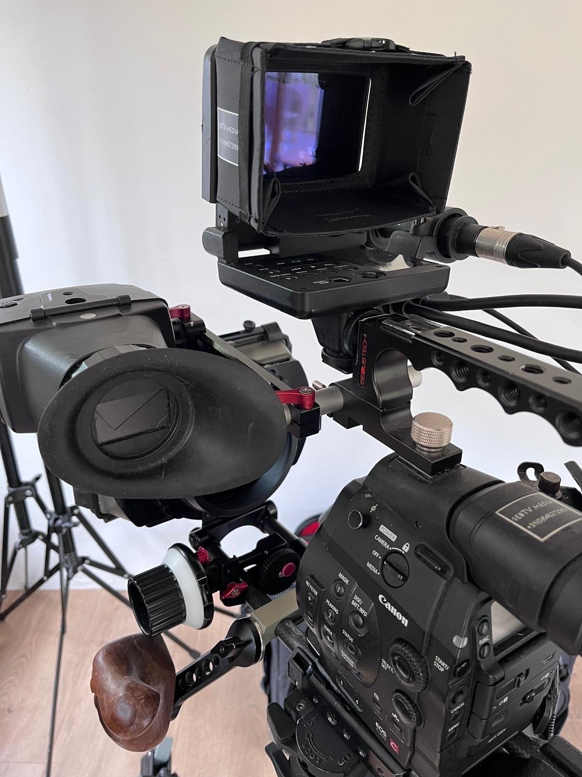 Foto 4 van Canon EOS C300 Mark II Cinema Camera Set