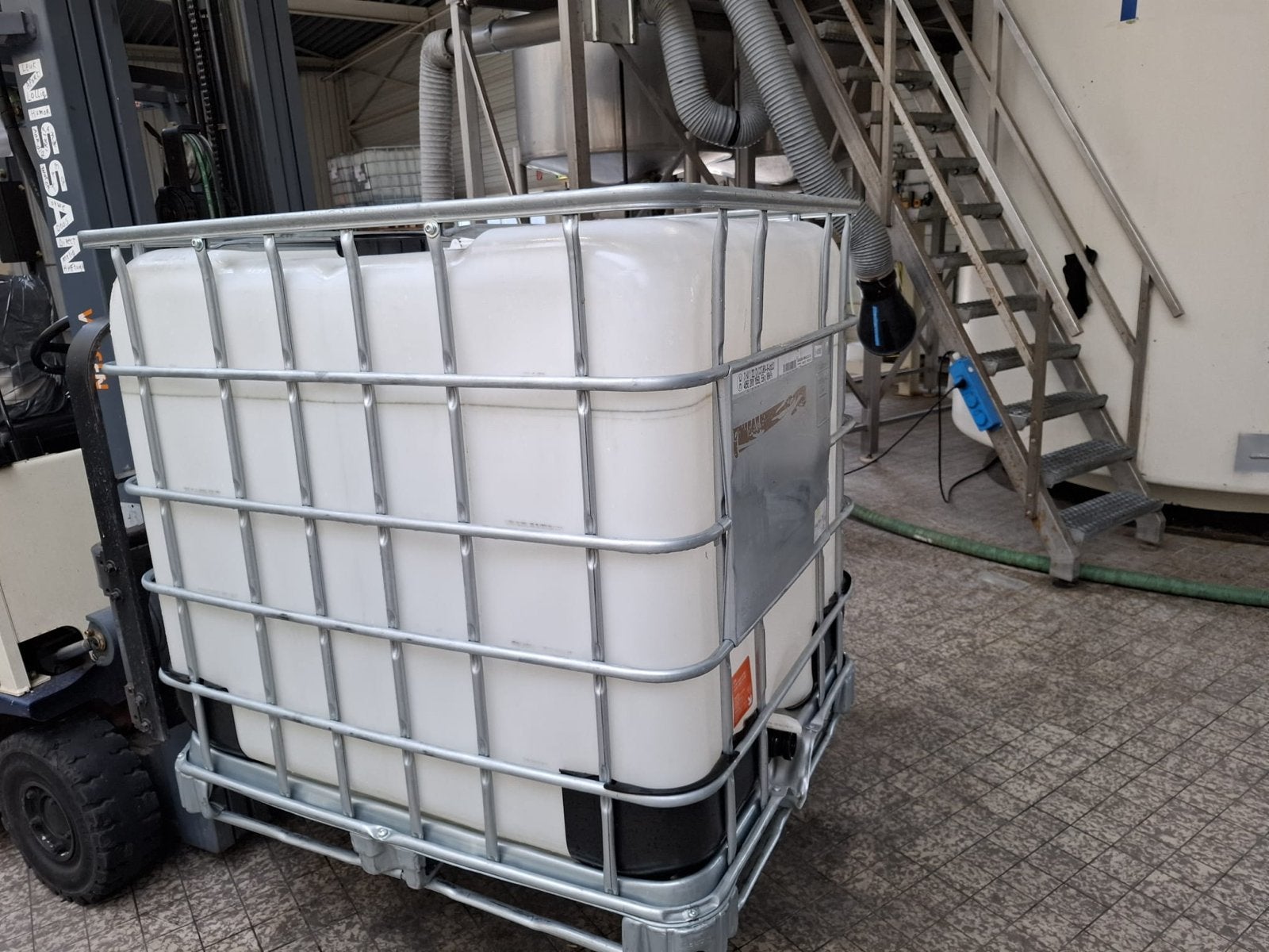 1000 liter ibc, 150 liter of meer, Ophalen, Zo goed als nieuw
