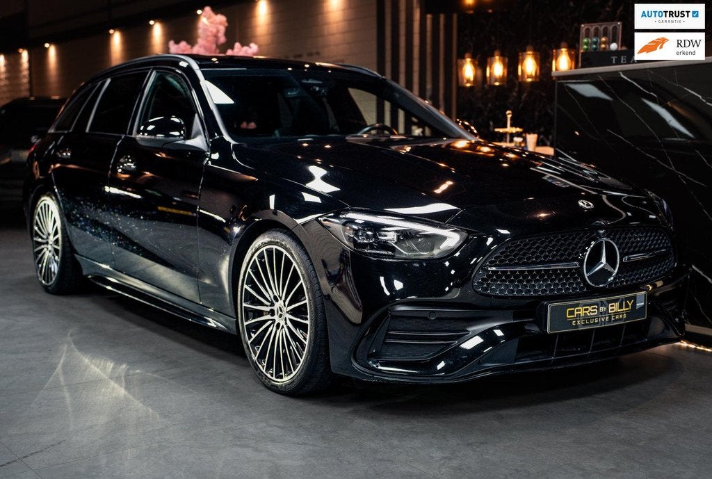 Mercedes-Benz C-klasse Estate 200 AMGLINE|PANO|AUT|SFEER, Automaat, Euro 6, 4 cilinders, Zwart