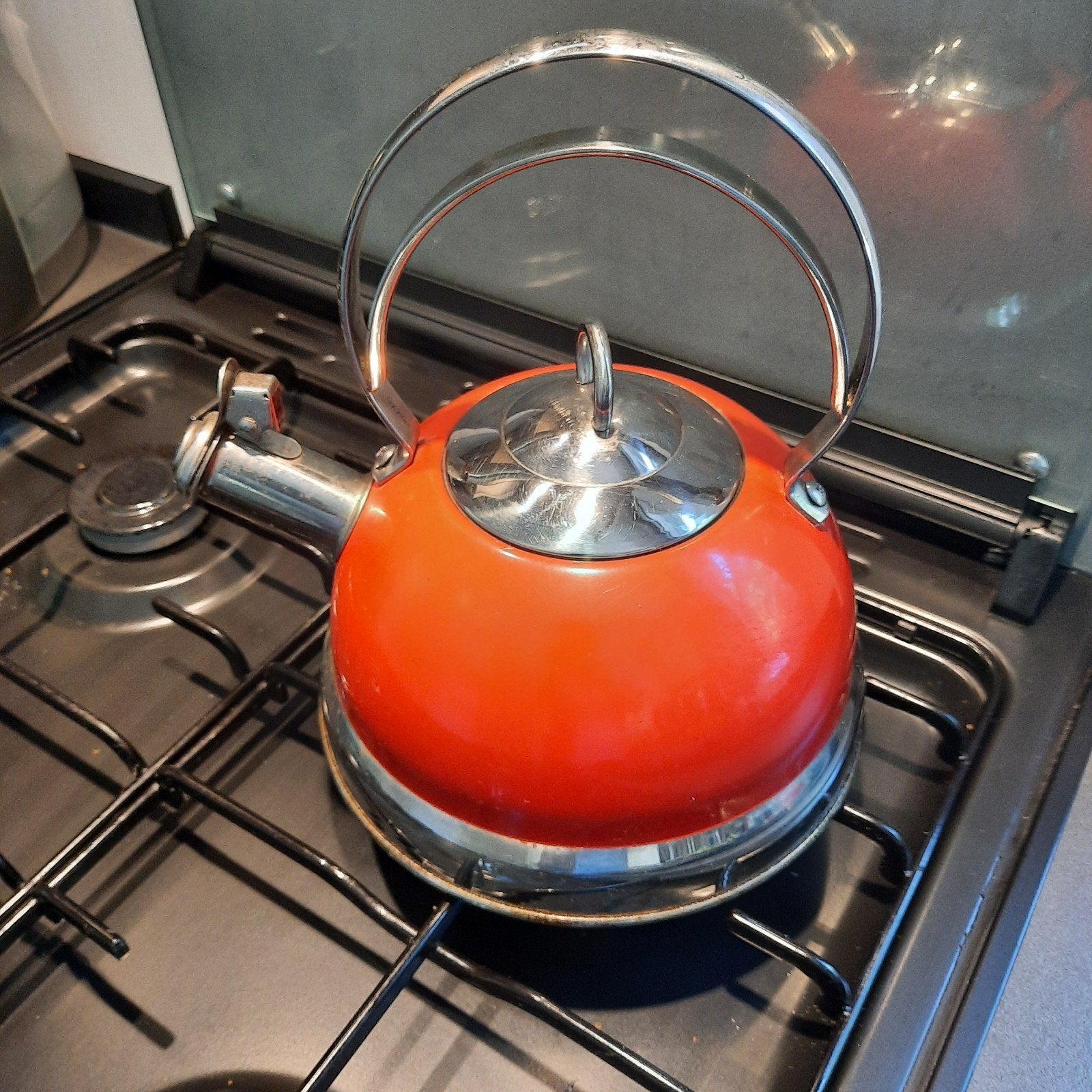 Wesco fluitketel - rood, Gebruikt, Theepot/fluitketel, Gebruikt, Ophalen of Verzenden, Metaal