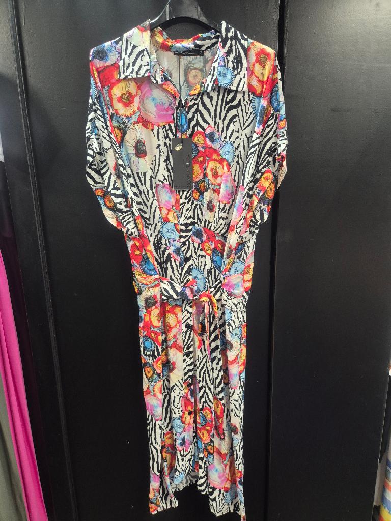 Lange jurk van Donna dura, Kleding | Dames, Jurken, Overige kleuren, Maat 42/44 (L), Ophalen of Verzenden, Onder de knie