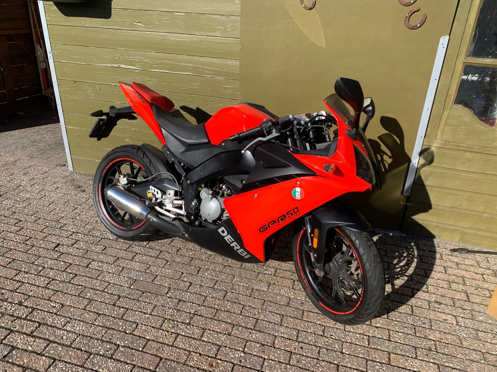 Derbi gpr 50 ( Factory ), 6 versnellingen, Maximaal 45 km/u, Ophalen of Verzenden, Zo goed als nieuw