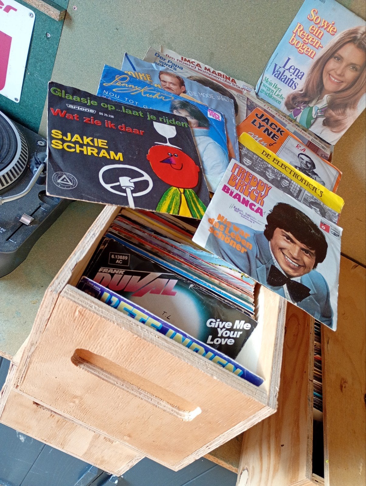 restpartijtje vinyl singles, Ophalen, Zo goed als nieuw, Overige formaten