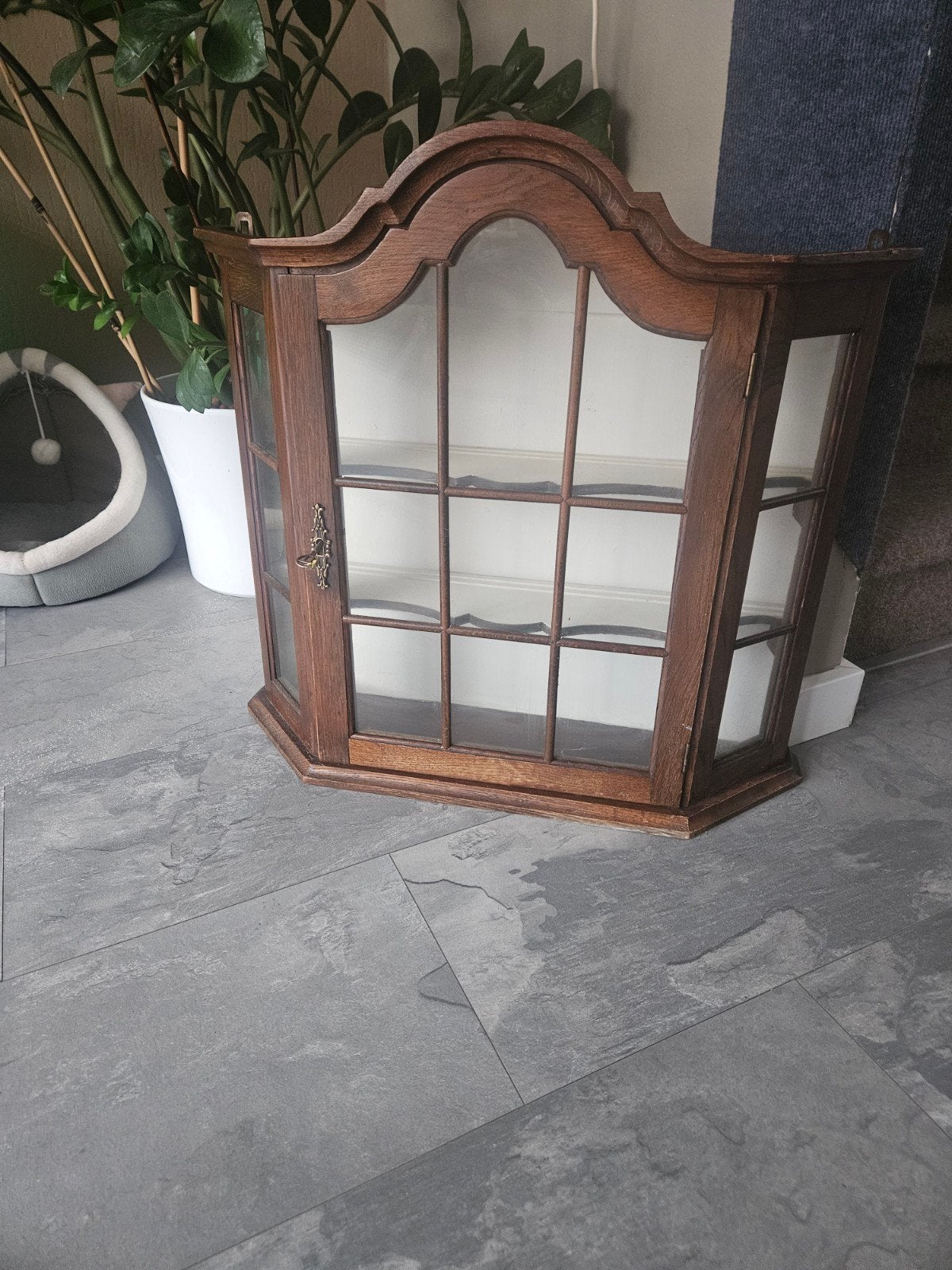 Mooie vitrinekast in goede staat, Huis en Inrichting, Klassiek, Overige houtsoorten, Minder dan 100 cm, 25 tot 50 cm