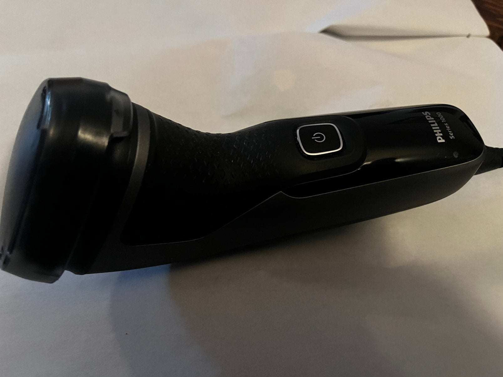 Philips Series 1000 scheerapparaat weinig gebruikt + oplader, Ophalen of Verzenden, Zo goed als nieuw