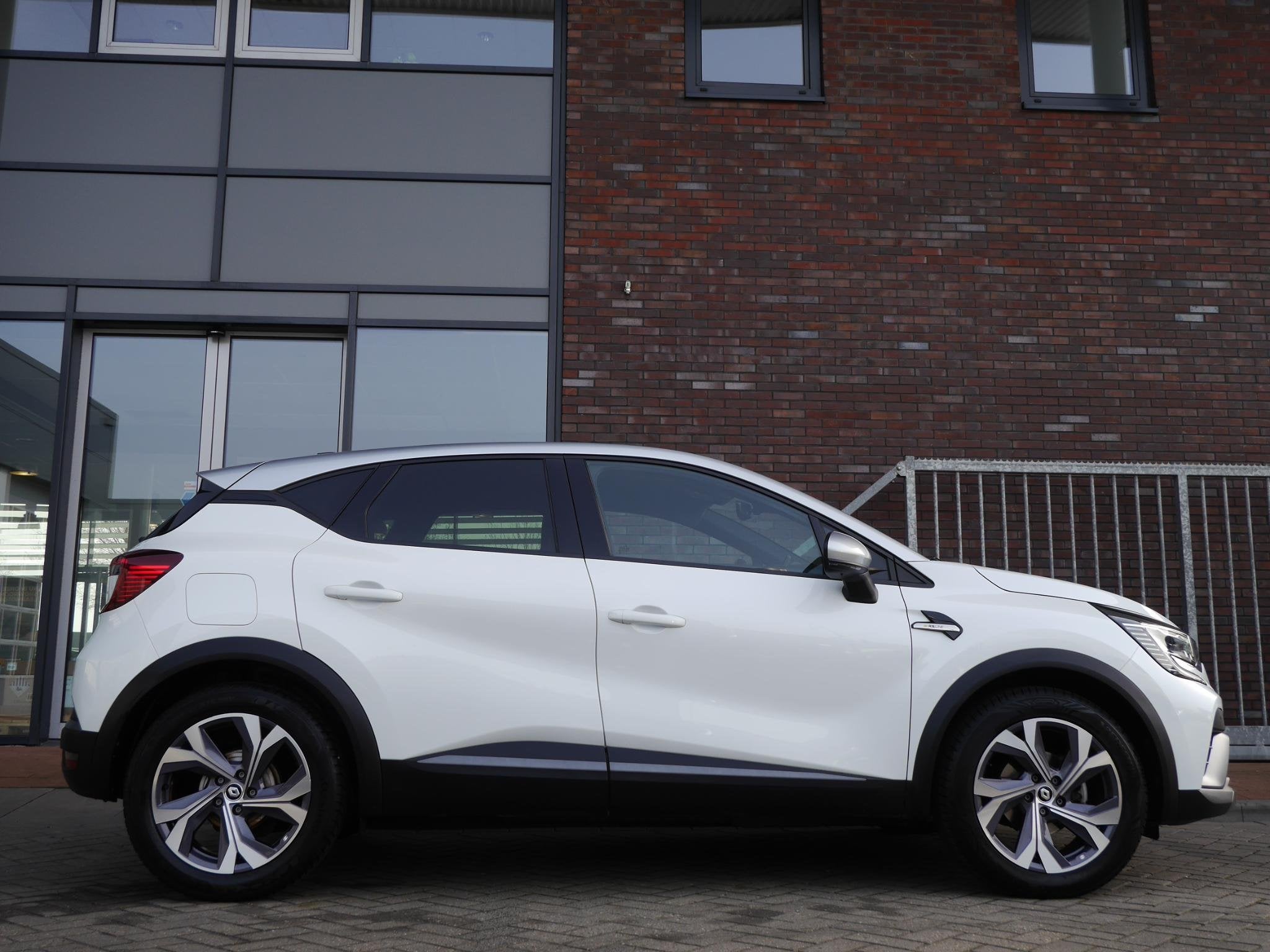 Renault Captur 1.3 mild hybrid 140 RS Line | Stoel en stuurv, Voorwielaandrijving, Gebruikt, 4 cilinders, Leder en Stof