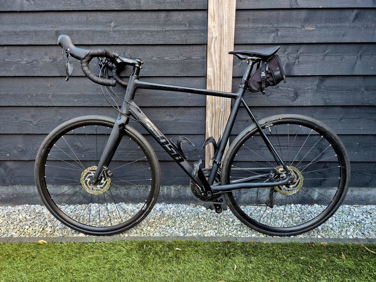 SENSA MODENA DISC LTD 105 L 58CM 2023 Racefiets schijfremmen, Fietsen en Brommers, Overige merken, 28 inch, 10 tot 15 versnellingen