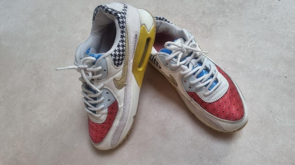 Nike Air Max 90 - Unieke Kleurencombinatie, Kleding | Dames, Schoenen, Gedragen, Sneakers of Gympen, Overige kleuren, Verzenden