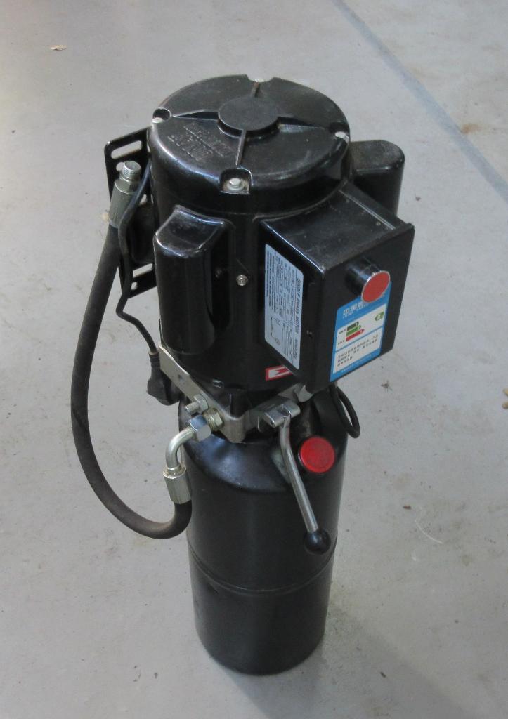 hydrauliekunit voor o.a.  hefbrug o.i.d., Auto diversen, Autogereedschap, Zo goed als nieuw, Ophalen