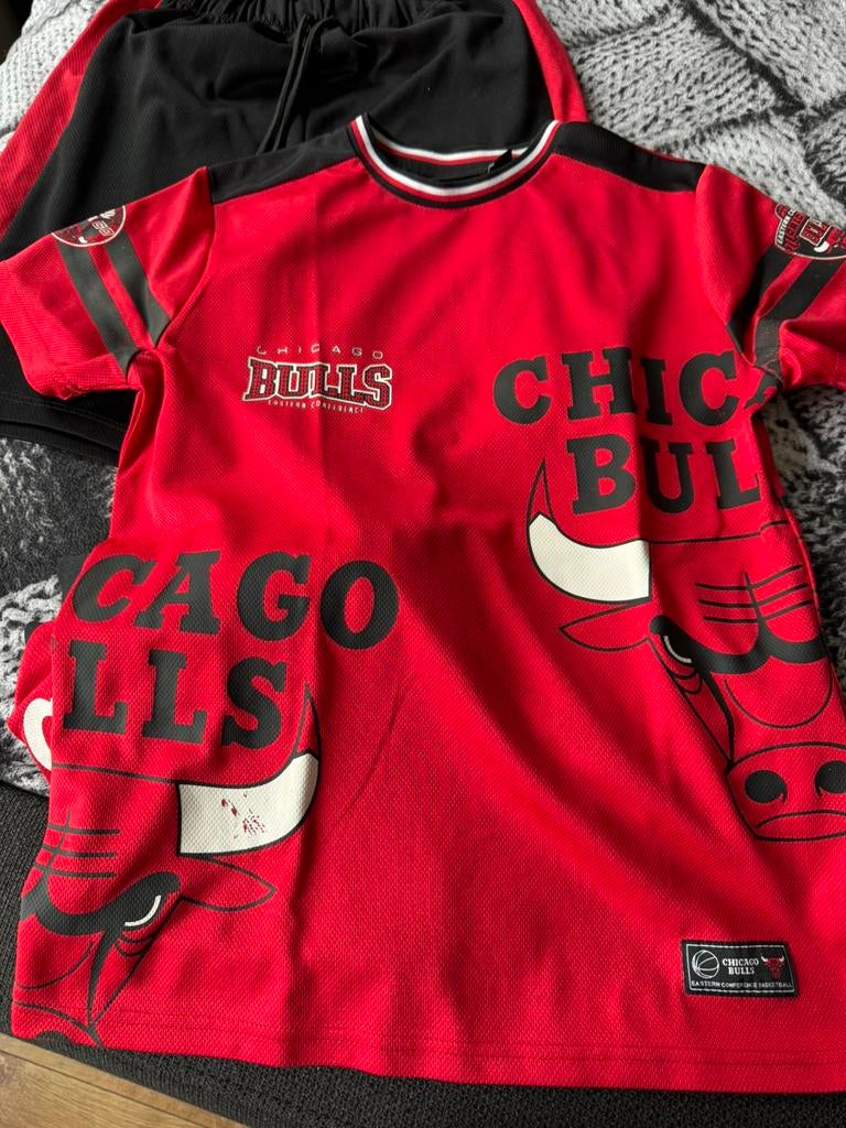 Basketbaltenue !, Ophalen, Zo goed als nieuw, Kleding