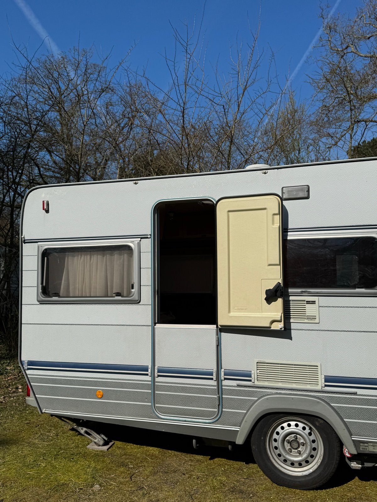 Eriba Nova Caravan met voortent, en stalling in Alkmaar, Koelkast, 750 - 1000 kg, Particulier, Eriba