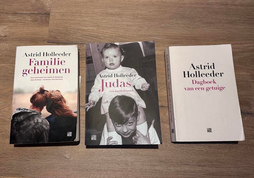 3x Leesboek - Astrid Holleeder, Boeken, Ophalen of Verzenden, Zo goed als nieuw, Astrid Holleeder
