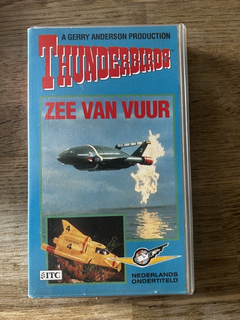 Thunderbirds - Zee van vuur - Nederlands Ondertiteld, Alle leeftijden, Ophalen of Verzenden, Gebruikt, Poppen of Stop-motion