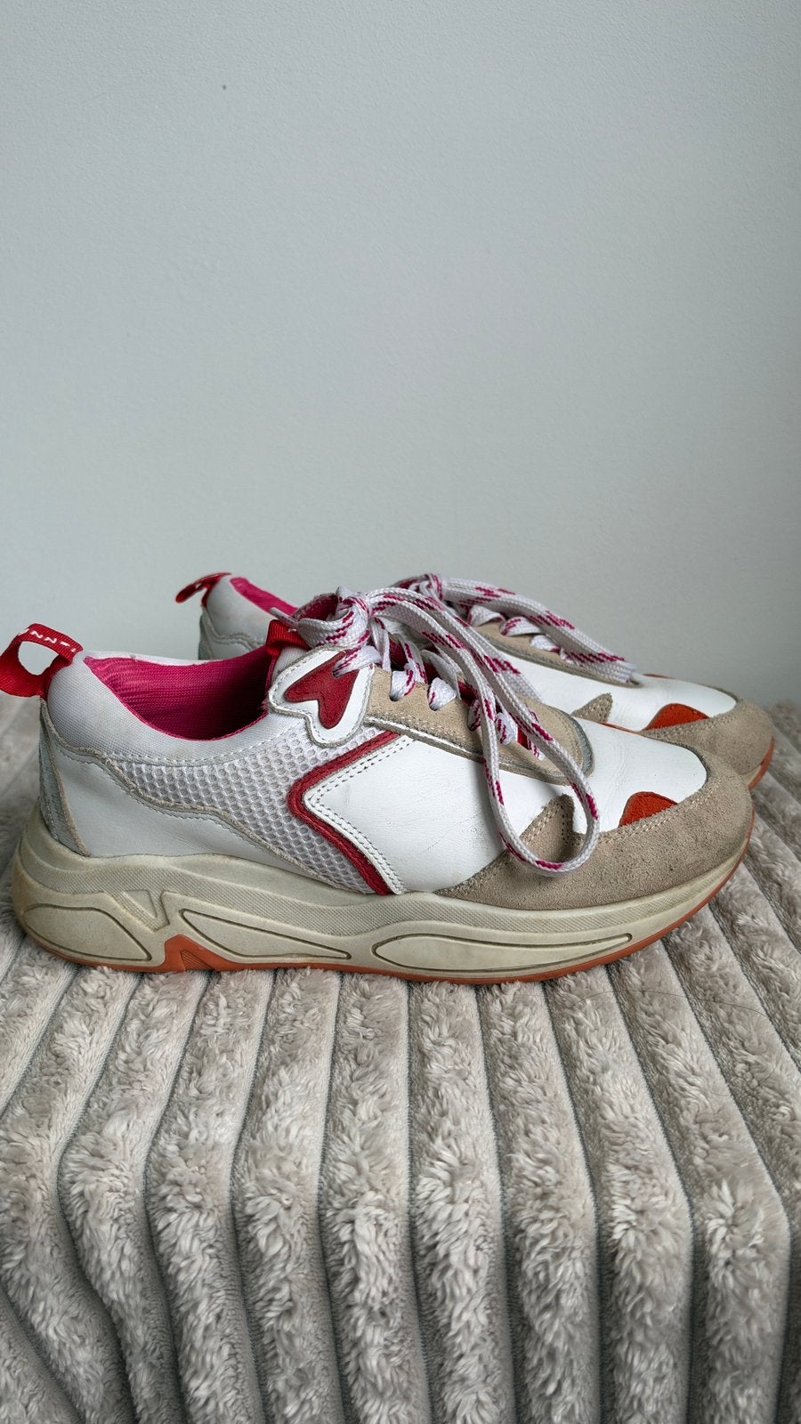 Fabienne Chapot Chunky Sneakers met Hartjes Maat 37, Verzenden, Wit, Sneakers of Gympen, Zo goed als nieuw
