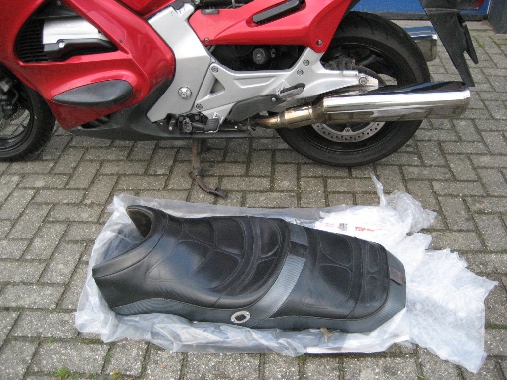 Speciale zadels ST1300, Motoren, Ophalen of Verzenden, Gebruikt