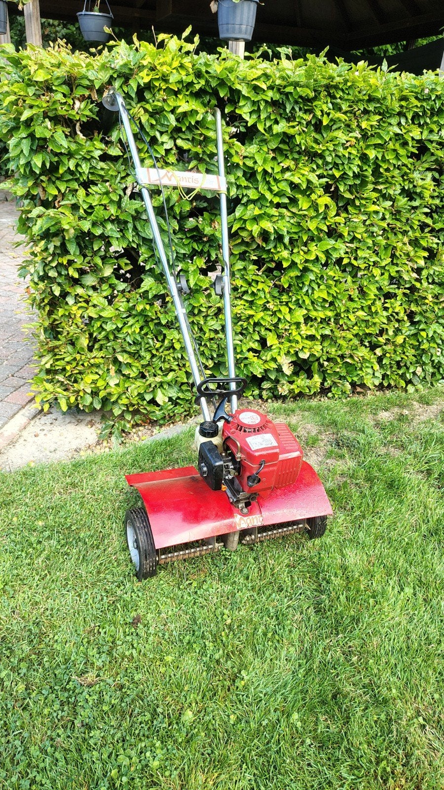 Mantis Verticuteermachine, Kantensnijder, Tuinfrees, Tuin en Terras, Ophalen, Gebruikt, Benzine, Mantis