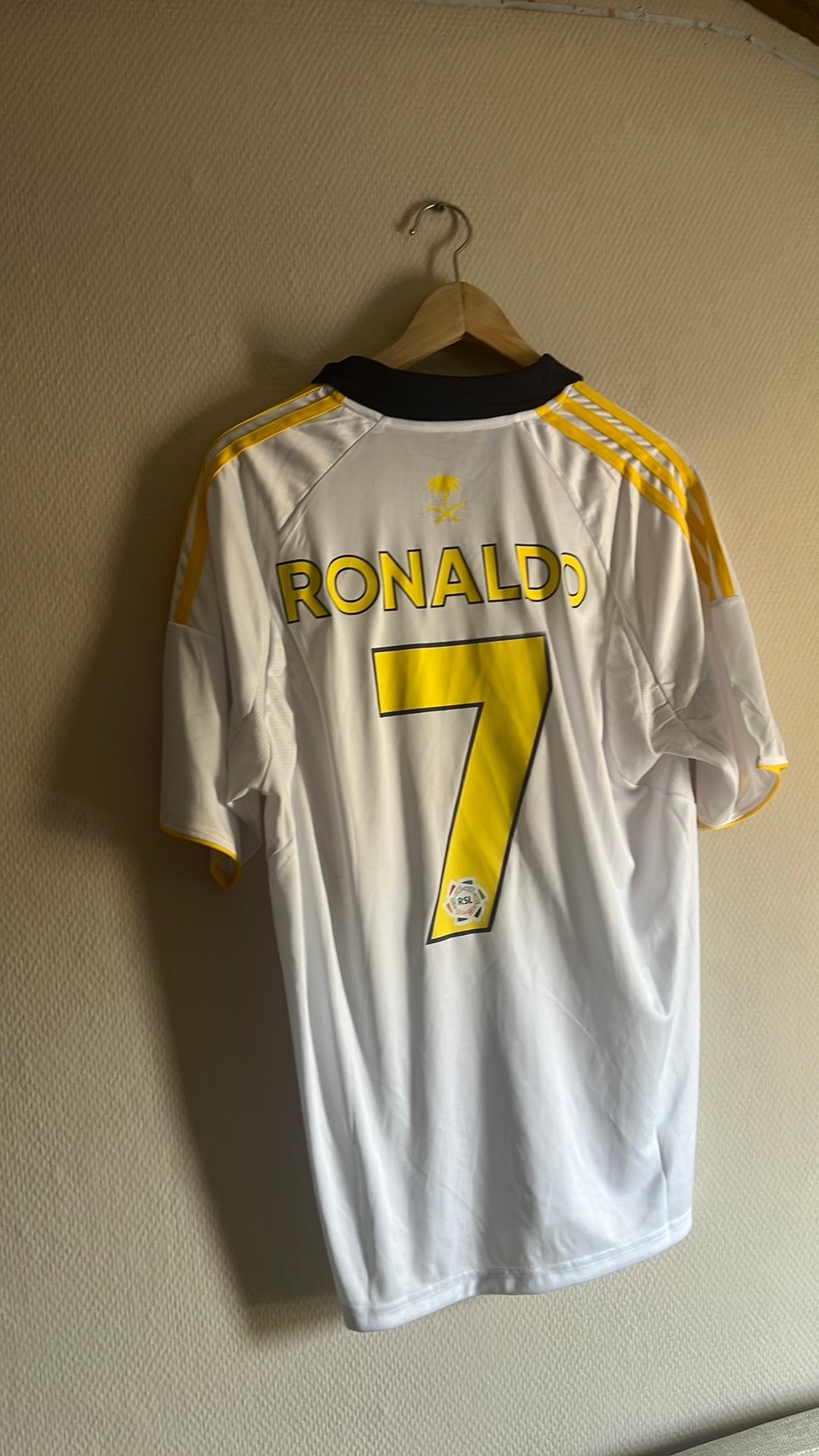 Ronaldo Al nassr shirtje, Maat 52/54 (L), Wit, Ophalen of Verzenden, Zo goed als nieuw