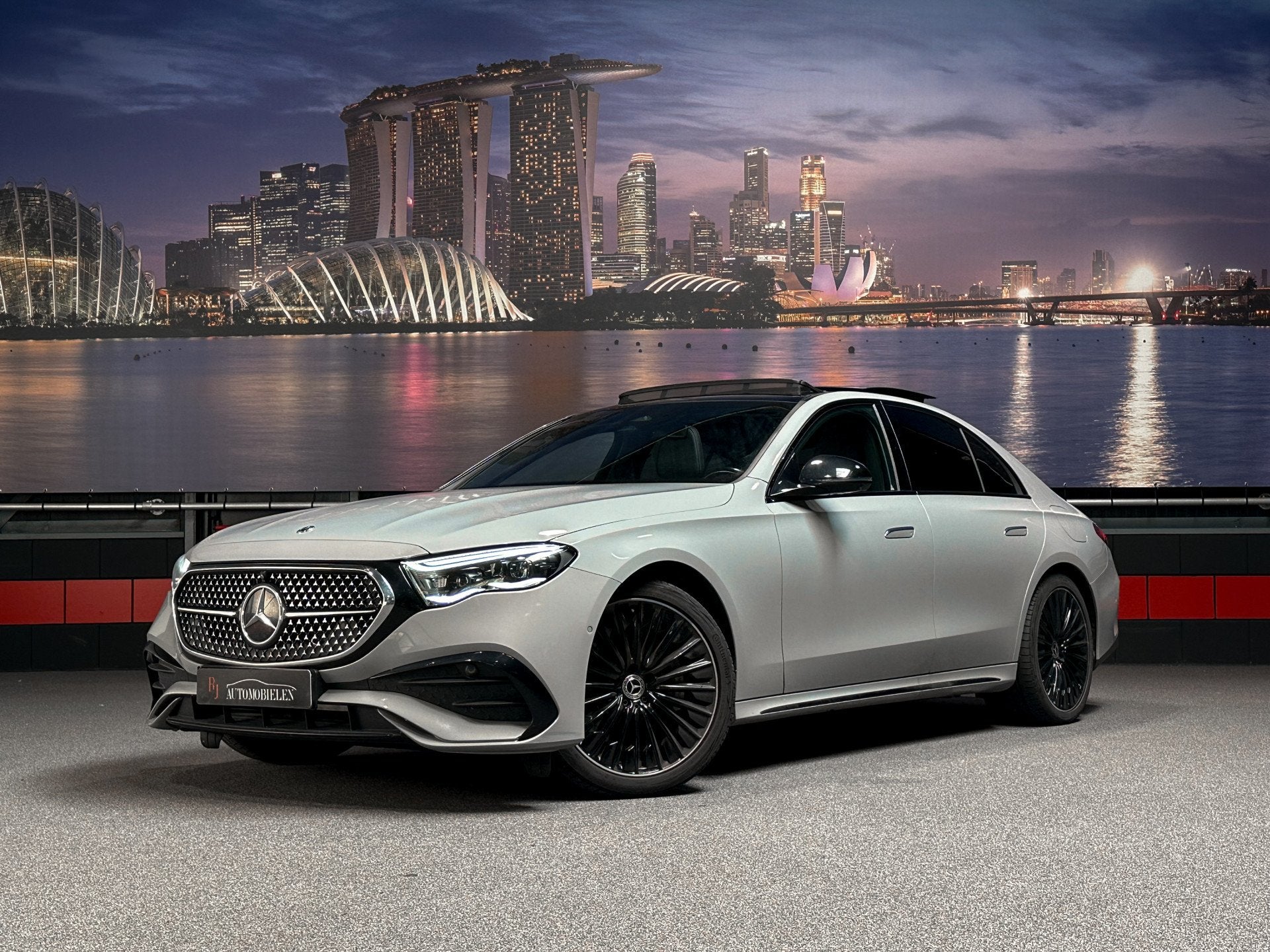 Mercedes-Benz E-Klasse 400 e 4MATIC AMG AlpinGrey |Trekhaak|, Auto's, Automaat, Dealer onderhouden, 4 cilinders, Bedrijf