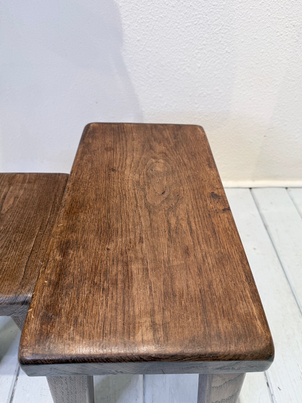 Brutalist bijzettafels / set van 2, Gebruikt, Vintage, Vintage, Hout