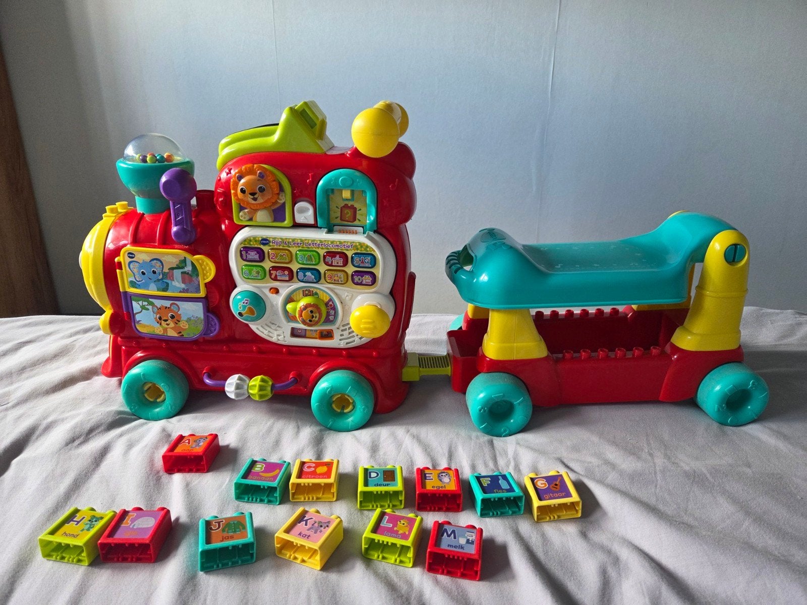 VTech Rijd & Leer Letterlocomotief met blokken, Ophalen, Gebruikt, 6 maanden tot 2 jaar