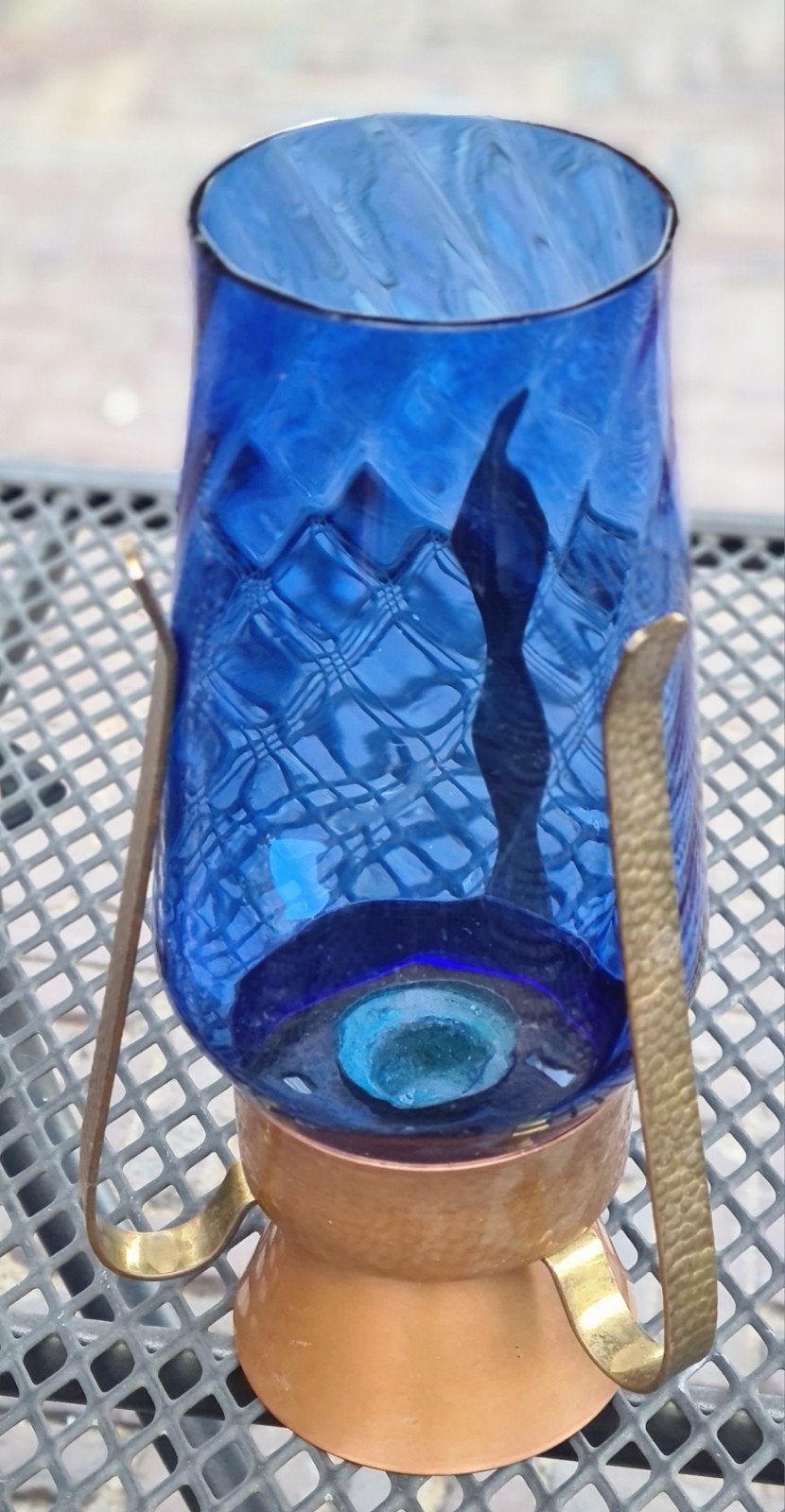 Vintage blauwe glazen windlicht met koper-messing houder, Ophalen of Verzenden