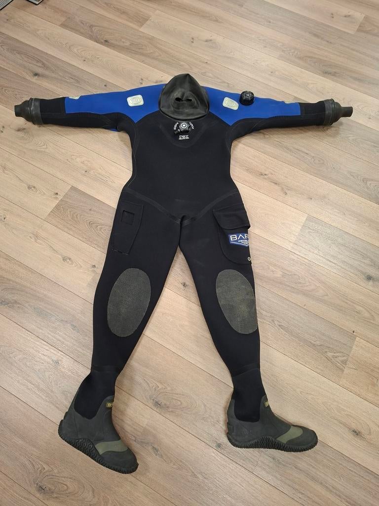 Dames droogpak Drysuit  maat M 169cm AMPER GEBRUIKT, Ophalen of Verzenden, Zo goed als nieuw, Duikpak