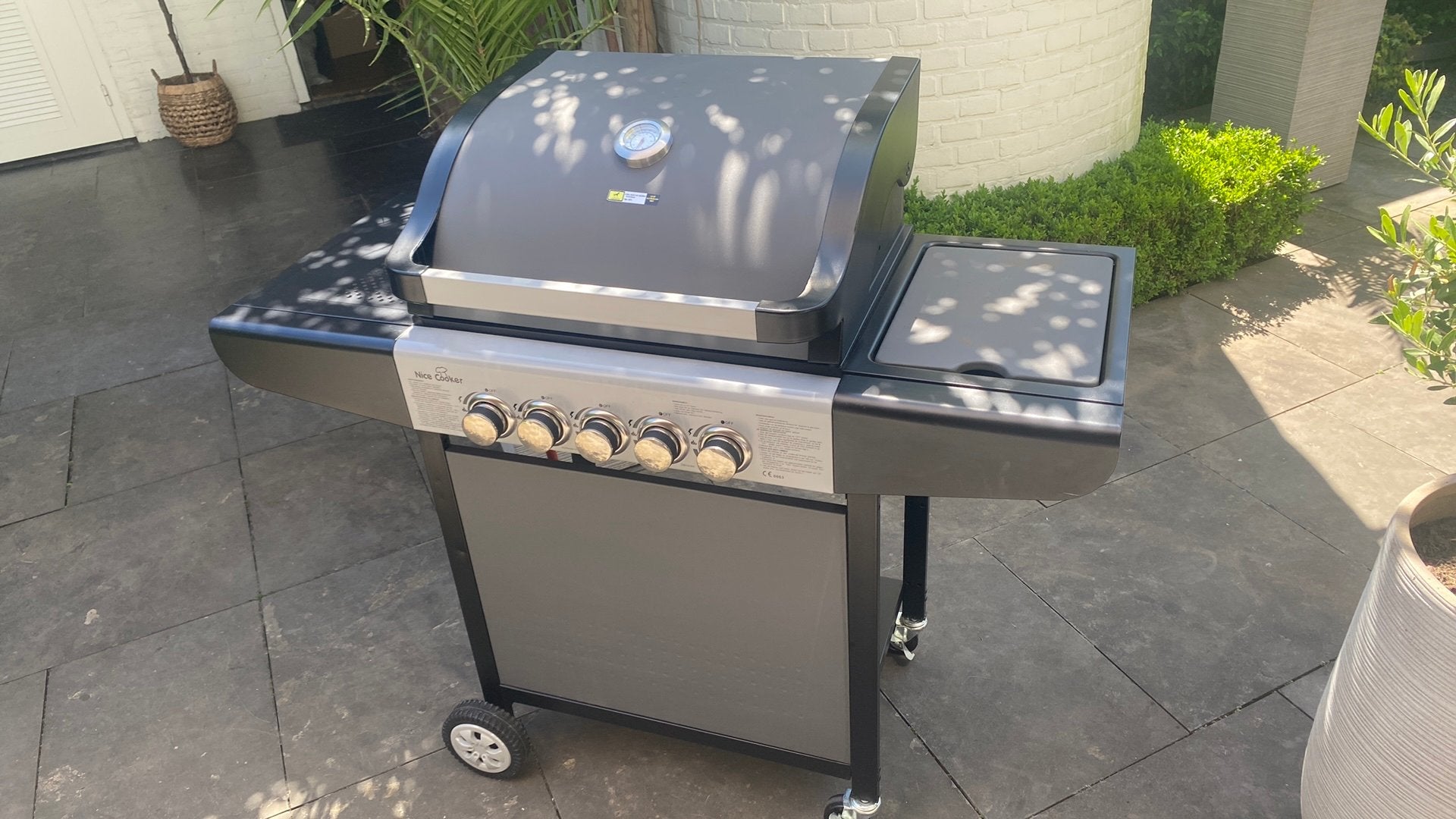 Gasbbq van nice cooker bijna niet gebruikt, Ophalen, Zo goed als nieuw