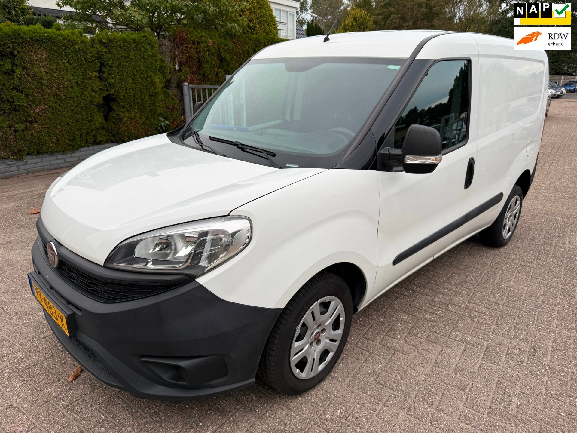 Fiat Doblò Cargo 1.3 MJ L1H1 Actual AIRCO BLUETOOTH, Voorwielaandrijving, Euro 5, Stof, Gebruikt