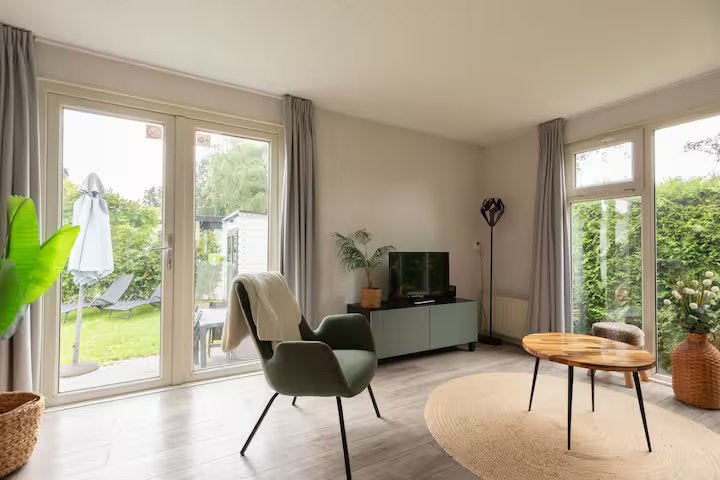 Instapklaar chalet op de Veluwe in Putten, Caravans en Kamperen, Stacaravans, Tot en met 6