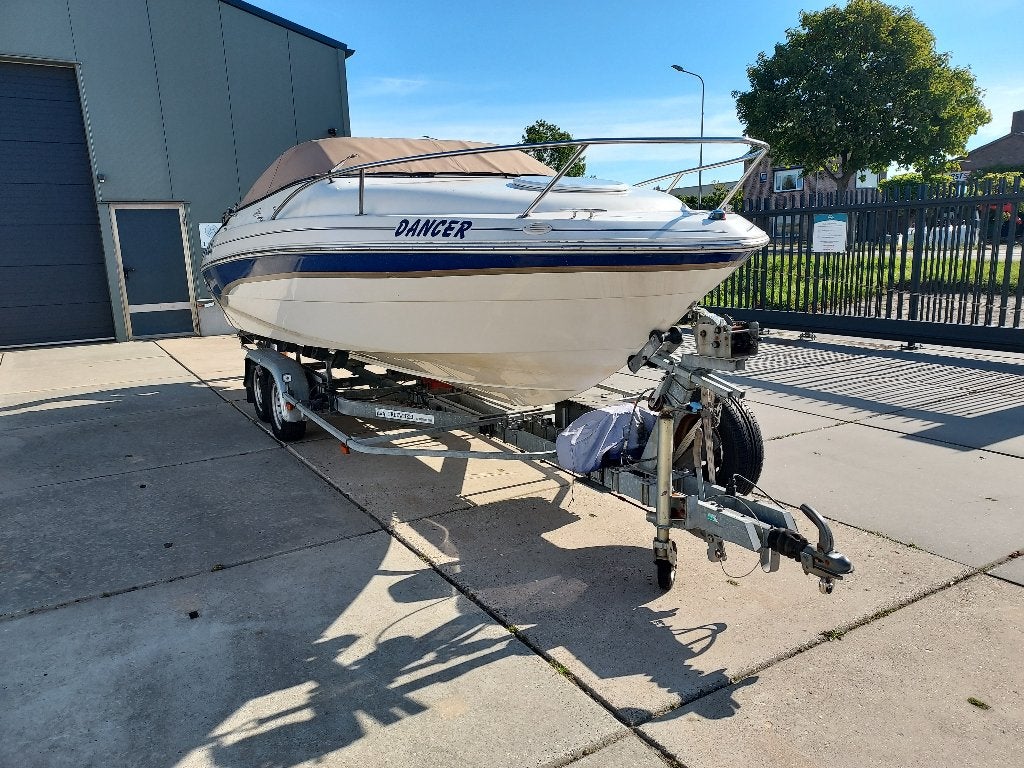 Monterey Sportboot 210 met kajuit en trailer, Watersport en Boten, Overige merken, Gebruikt, Binnenboordmotor, 190 pk