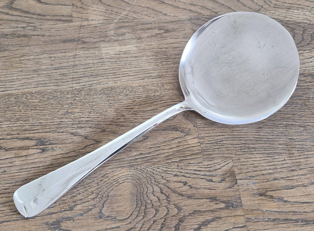 Haags Lofje verzilverde spiegelei-schep, Huis en Inrichting, Keuken | Bestek, Gebruikt, Los bestek, Overige materialen, Ophalen of Verzenden