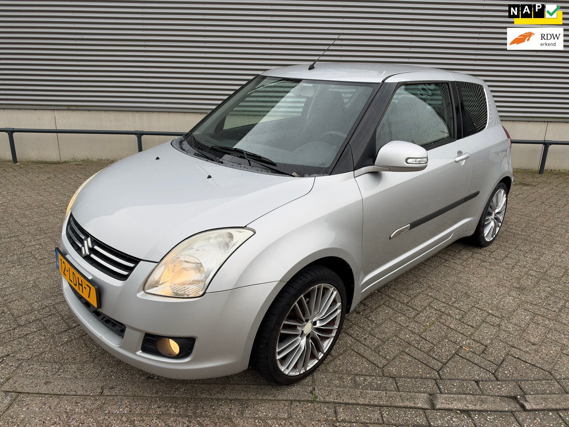 Suzuki Swift *Suzuki Swift 1.3 Limited | Lage kilometerstand, Dealer onderhouden, Gebruikt, 400 kg, Swift