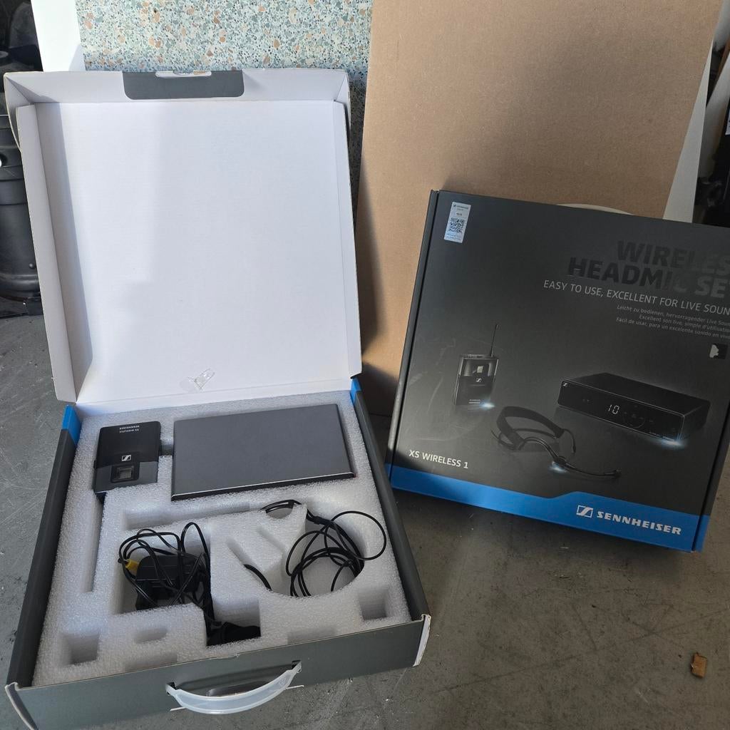 Sennheiser XS Wireless 1 Headset Set - Zo goed als nieuw, Muziek en Instrumenten, Microfoons, Ophalen of Verzenden, Zo goed als nieuw