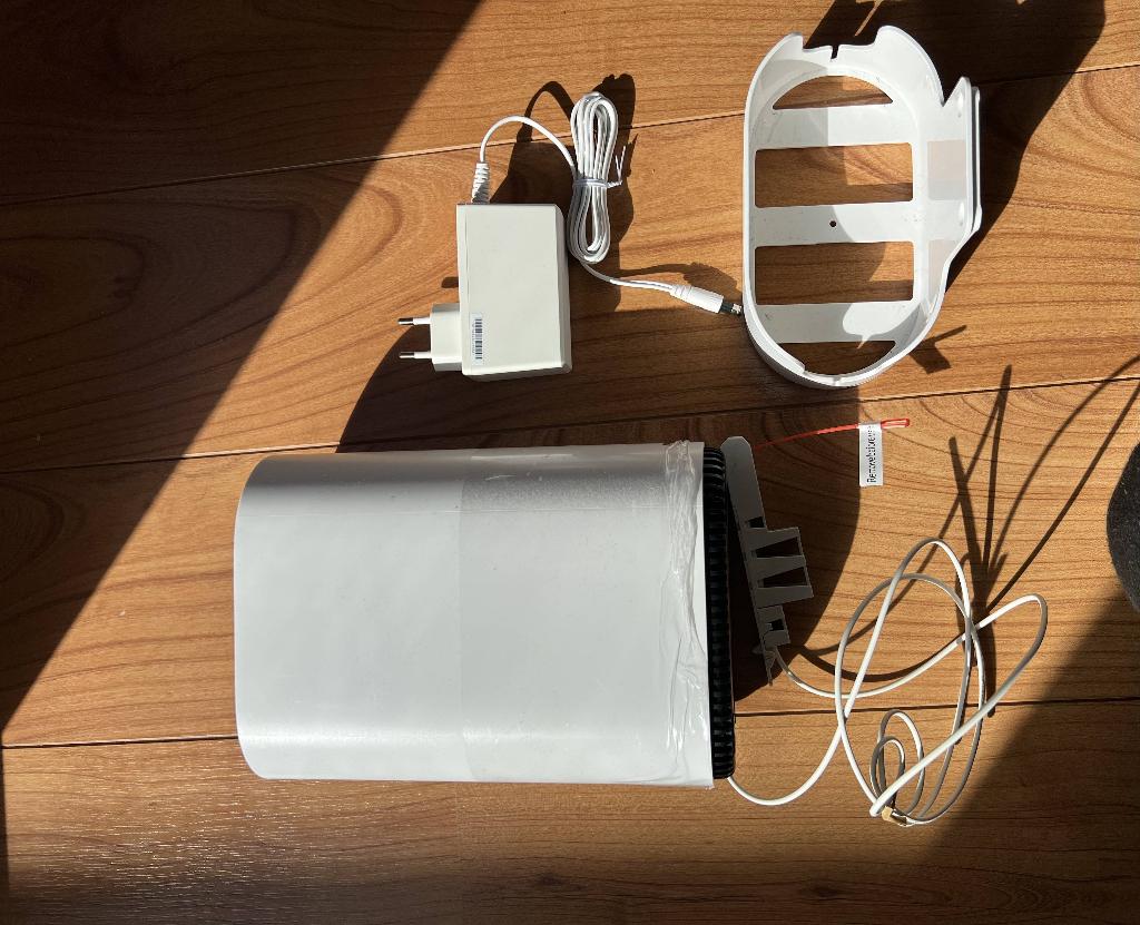 Nokia XS-2426G-B Wi-Fi 6 Glasvezel Modem/Router – XGS-PON, Computers en Software, Routers en Modems, Ophalen of Verzenden, Zo goed als nieuw