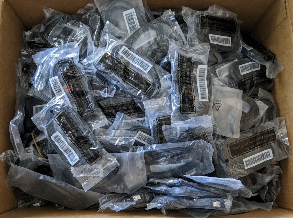 SATA III Kabels (6 Gbps) – Grote Voorraad! (Staffelkorting), Computers en Software, Ophalen of Verzenden, Nieuw
