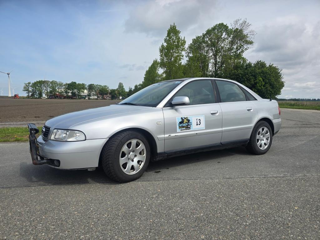 Audi A4 2.8 V6 Quattro 142KW AUT 1999 Grijs Carbage runner, Automaat, Zwart, Vierwielaandrijving, Particulier