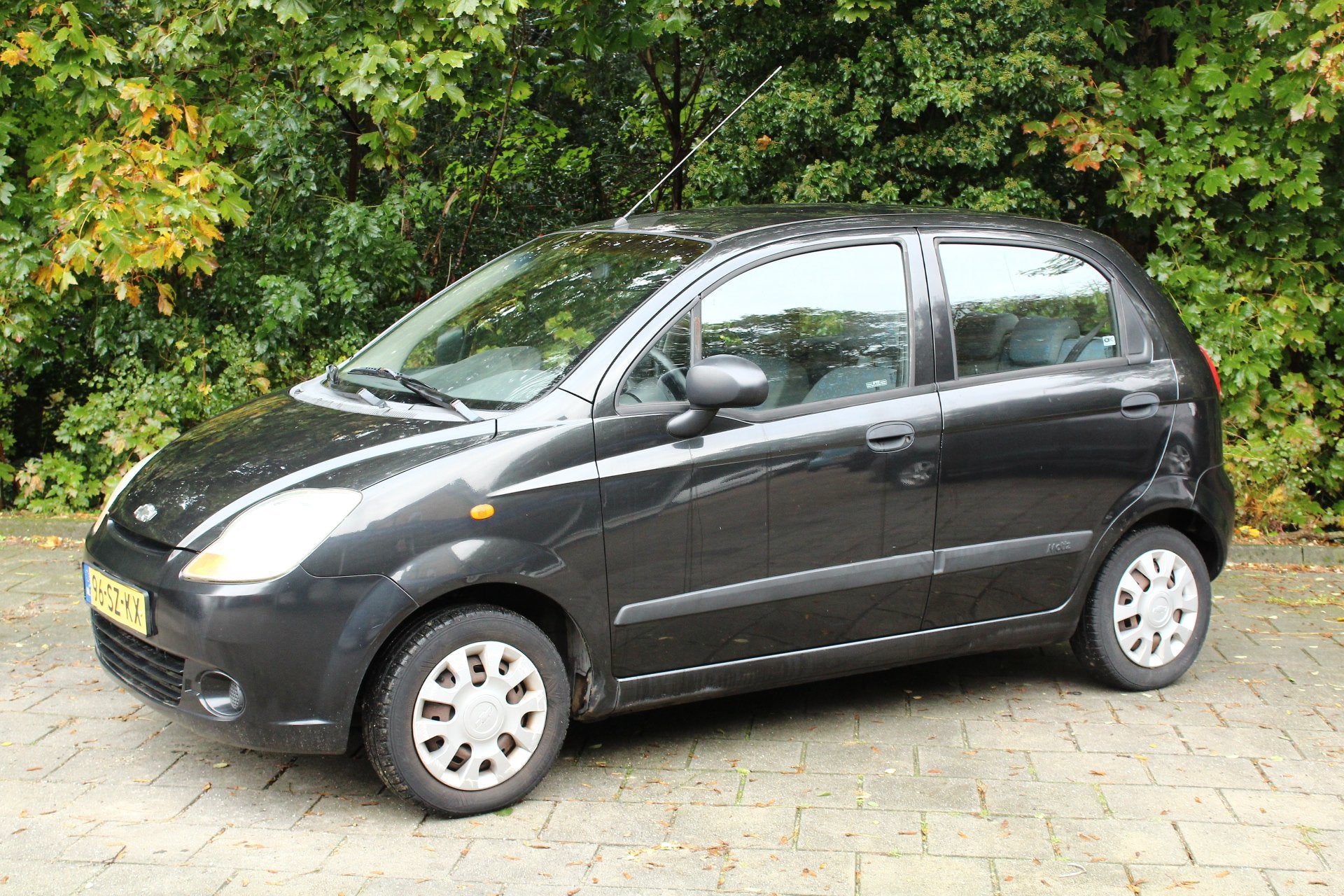 Chevrolet Matiz APK nieuw, zuinig autootje! 1.0 Style, Auto's, Voorwielaandrijving, 400 kg, Zwart, Origineel Nederlands
