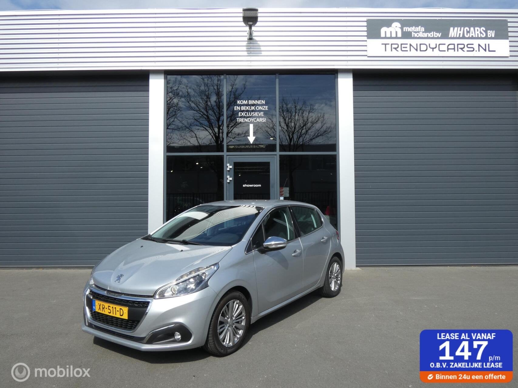Peugeot 208 1.2 PureTech Allure / AppleCarPlay, Voorwielaandrijving, Euro 6, Automatische klimaatregeling, 23 km/l