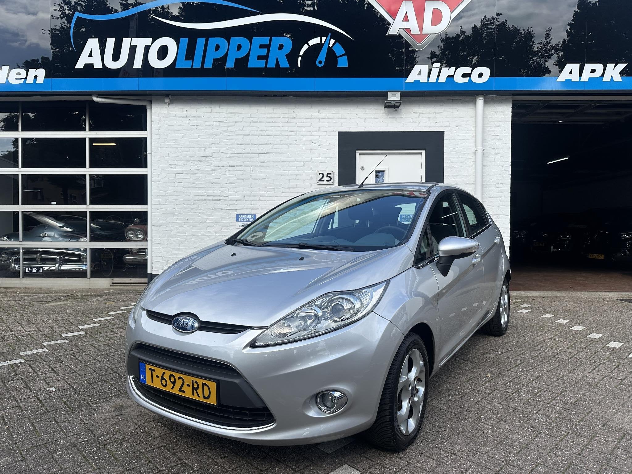 Ford Fiesta 1.25 Trend /Nieuwe apk bij aflevering/Airco/5 de, Voorwielaandrijving, Stof, 1242 cc, 82 pk